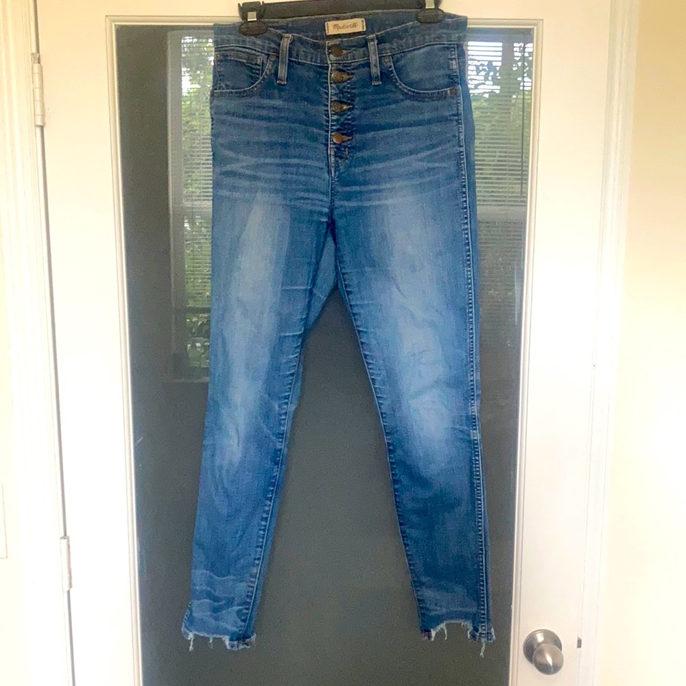 Madewell 10’’ high rise skinny jeans chewed hem